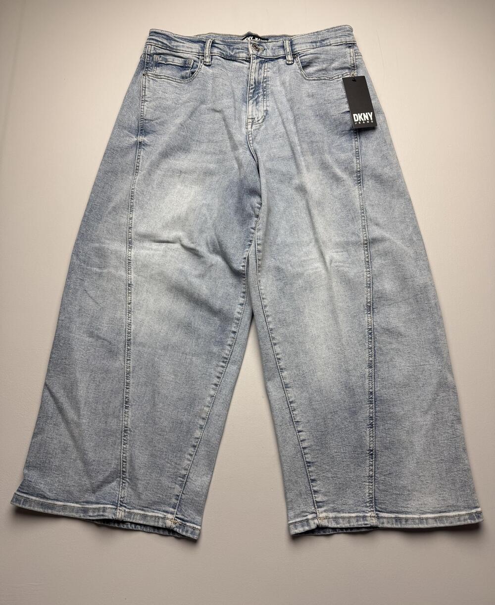 DKNY Jeans Jeans Womens 14 Blue Light Wash High Rise Wide Leg Cropped Denim Y2K